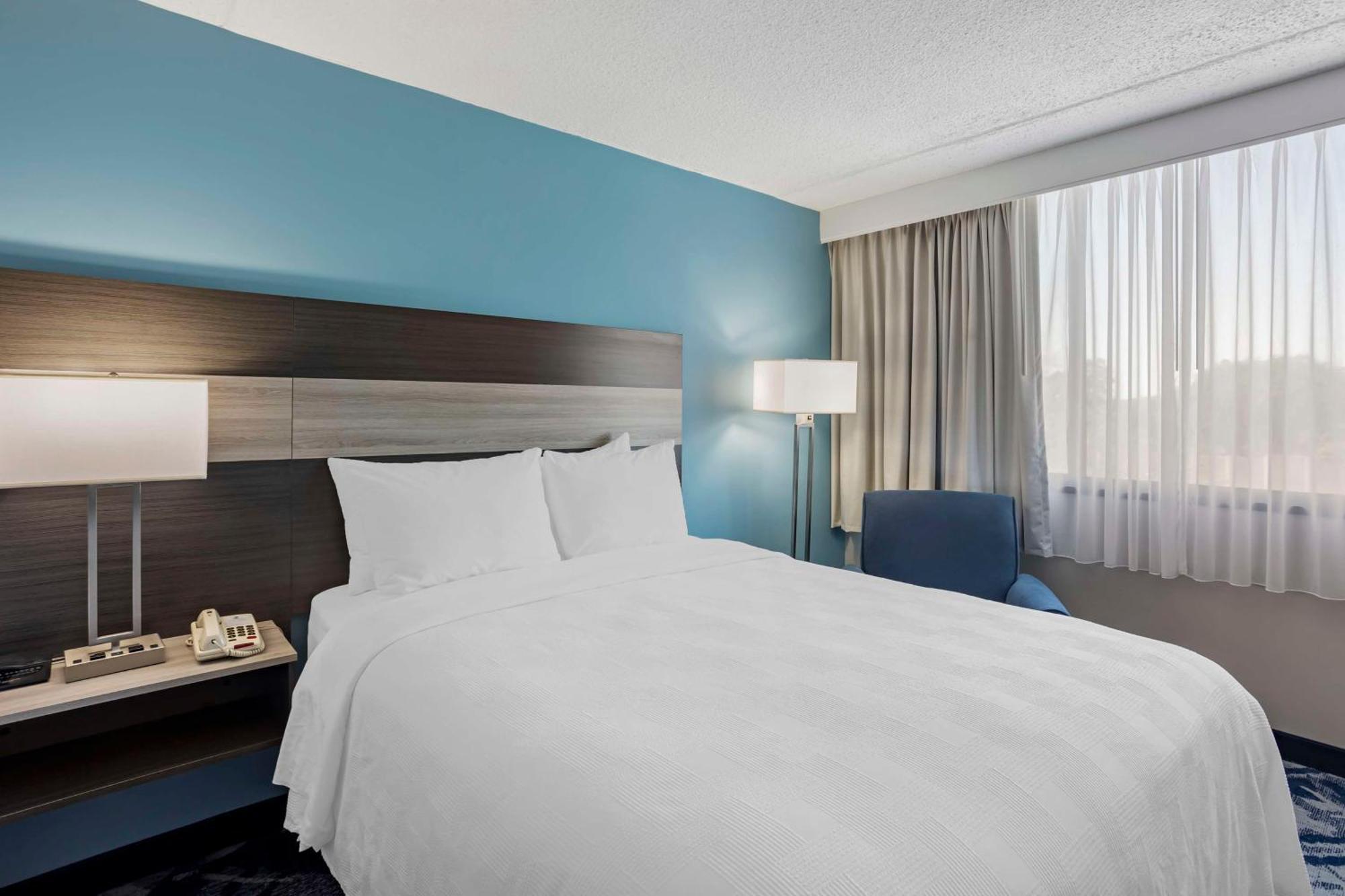 Best Western Rutgers University Hotel East Brunswick Exterior foto